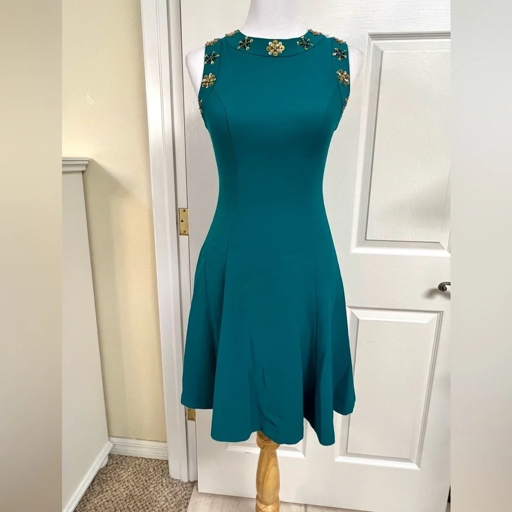 NWT Badgley Mischka emerald green fit flare dress embellished holidays women’s 0